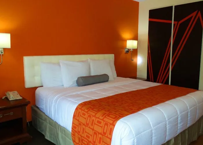 Howard Johnson By Wyndham Savannah Ga